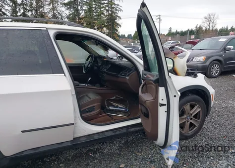 2008 BMW X5 4.8I from USA, damaged, VIN 5UXFE83538L165843